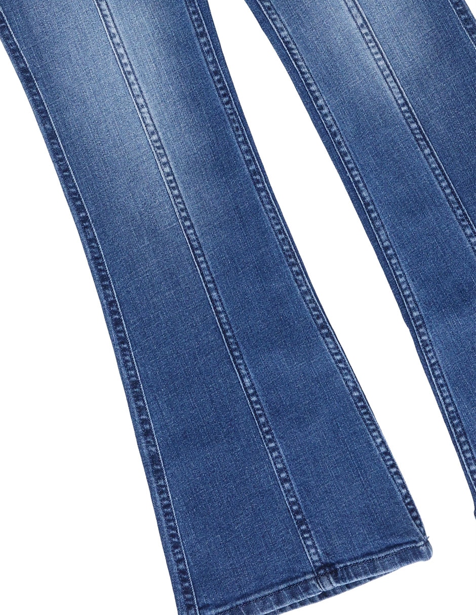 Jeans flare deslavado para niña 4